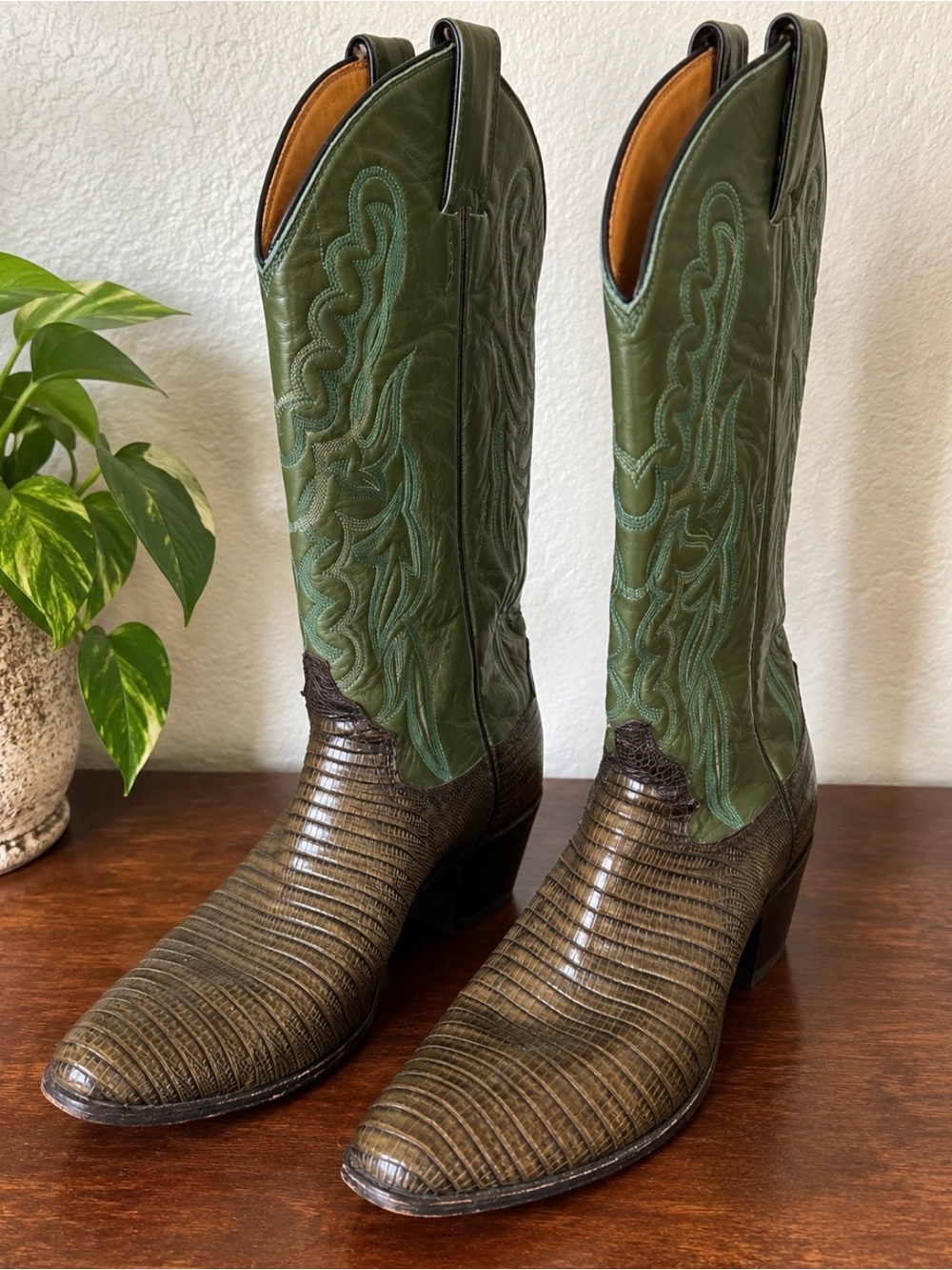 Vintage pre Y2K Justin Boots Green Shaft Brown Lizard-Textured Toe Cowboy Boots